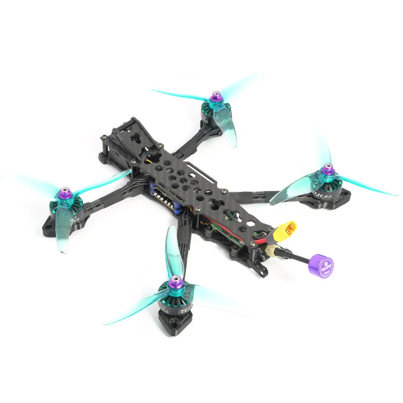 TCMMR Avenger 225, FPV drone PNP Weight:366 g Flight Time: 5-7 mins
